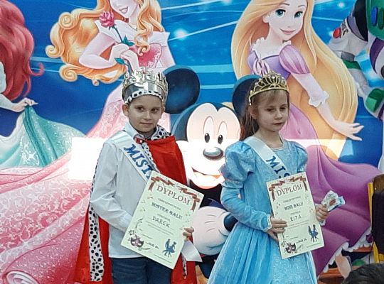 Szkolny bal karnawałowy