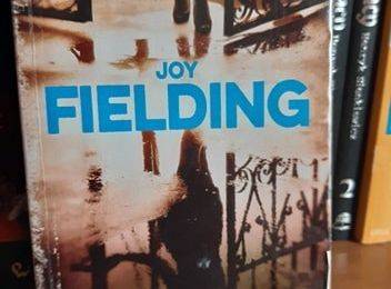 Pokaż co czytasz - majówka z książką