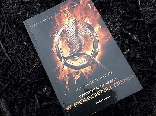 Pokaż co czytasz - majówka z książką