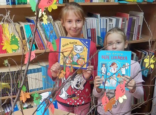 I Międzynarodowa Edycja Ogólnopolskiej Akcji Bicia Rekordu W Czytaniu na Przerwie, połączona z zabawą biblioteczną „Wylosuj sobie książkę na jesienne dni”.