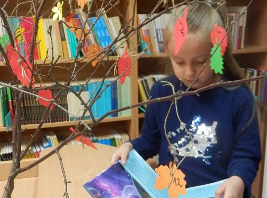 I Międzynarodowa Edycja Ogólnopolskiej Akcji Bicia Rekordu W Czytaniu na Przerwie, połączona z zabawą biblioteczną „Wylosuj sobie książkę na jesienne dni”.