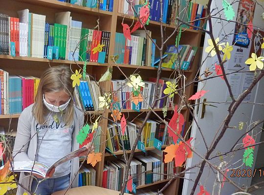 I Międzynarodowa Edycja Ogólnopolskiej Akcji Bicia Rekordu W Czytaniu na Przerwie, połączona z zabawą biblioteczną „Wylosuj sobie książkę na jesienne dni”.
