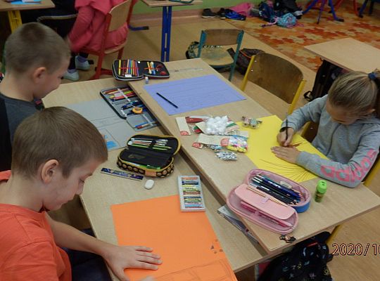 Z książką Ci do twarzy