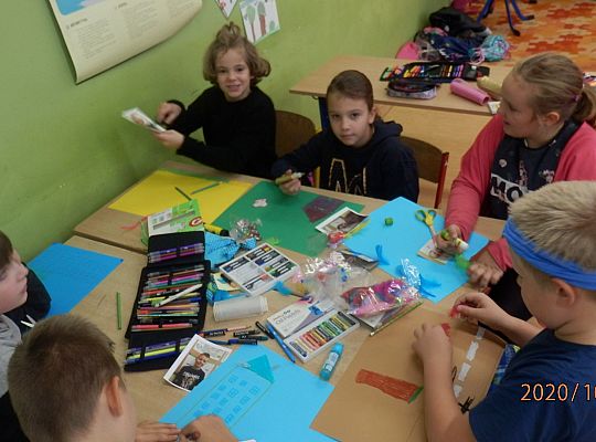 Z książką Ci do twarzy