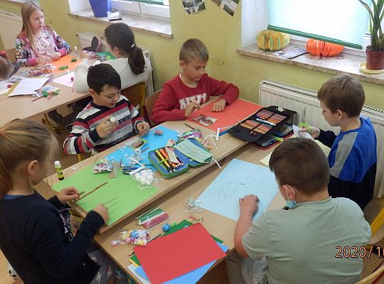 Z książką Ci do twarzy