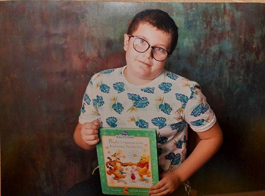 Z Książką Uczniom do twarzy