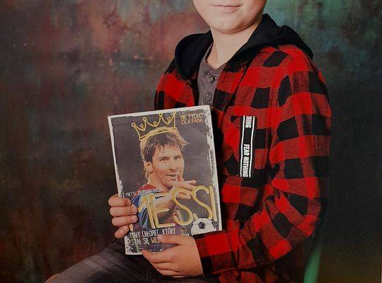 Z Książką Uczniom do twarzy