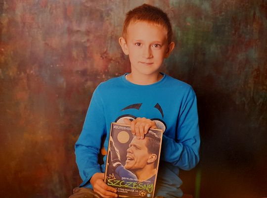 Z Książką Uczniom do twarzy