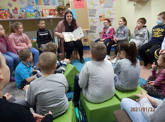 „Babcia i Dziadek od A do Z” spotkanie czytelnicze z klasą II b