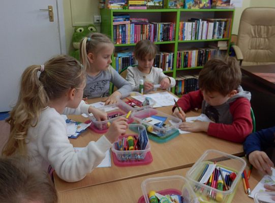 Od pisarza do biblioteki