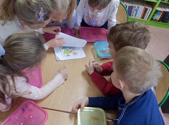 Od pisarza do biblioteki