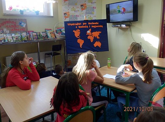 Wędrując po świecie z baśnią i legendą -  przystanek  pierwszy