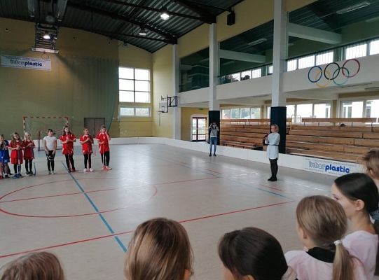 Gminne Zawody w Unihokeja klas 4-6
