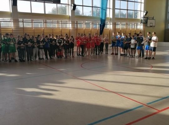 Gminne Zawody w Unihokeja klas 7-8