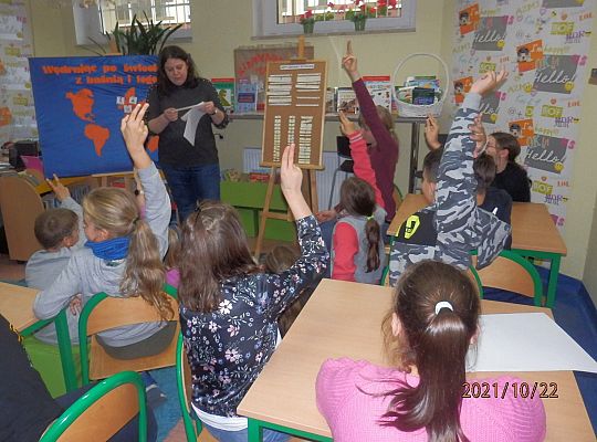 Wędrując z klasą 5 b po starożytnej Grecji i starożytnym  Rzymie,