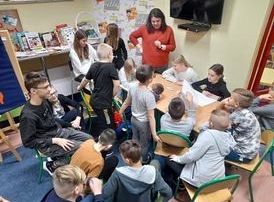 Tydzień  z V a,  Alladynem  i Baśniami z Dalekiego Wschodu