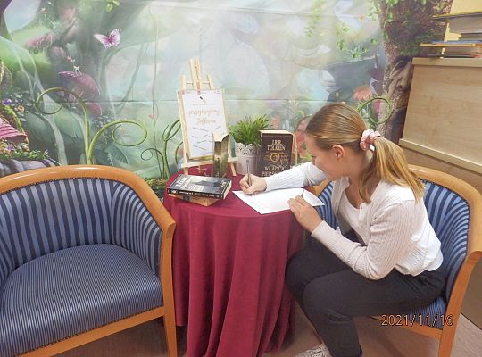 "Przepisujemy Tolkiena" ! Akcja w toku.