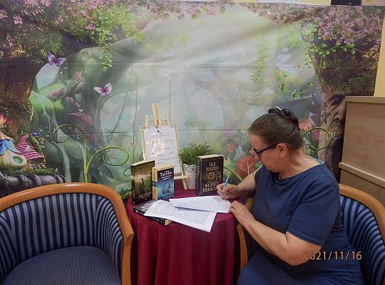 "Przepisujemy Tolkiena" ! Akcja w toku.