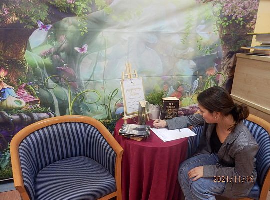 "Przepisujemy Tolkiena" ! Akcja w toku.