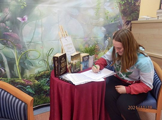 "Przepisujemy Tolkiena"...