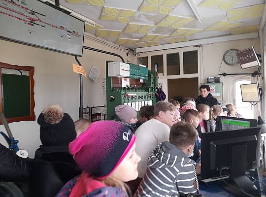 Podróże małe i duże. Poznajemy zawody - dyżurny ruchu