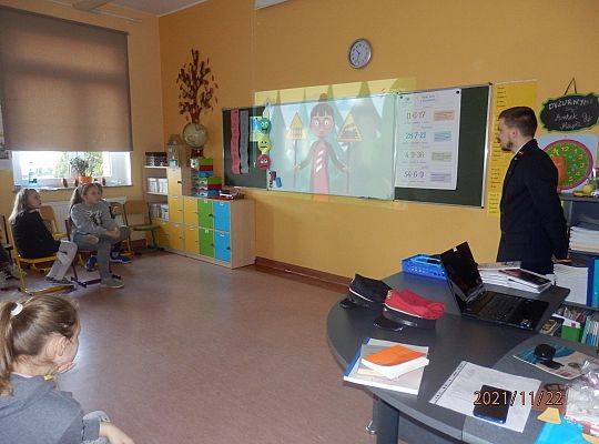 Podróże małe i duże. Poznajemy zawody - dyżurny ruchu