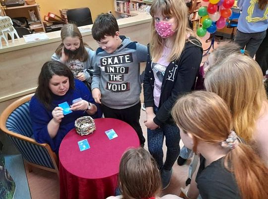 „Andrzeju,  Andrzeju…” Wróżby  w bibliotece