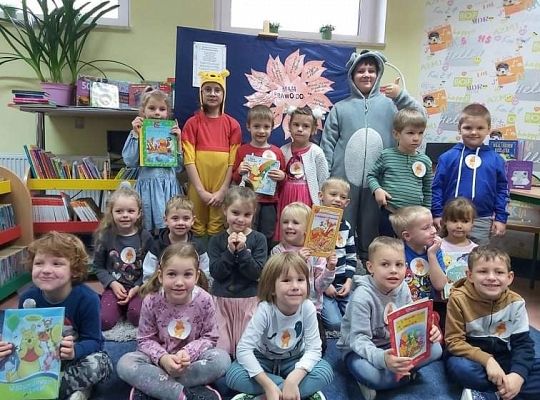 Kubuś Puchatek i Magiczna Moc Bajek