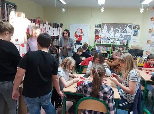 Przedświąteczne warsztaty  z klasą 5 b