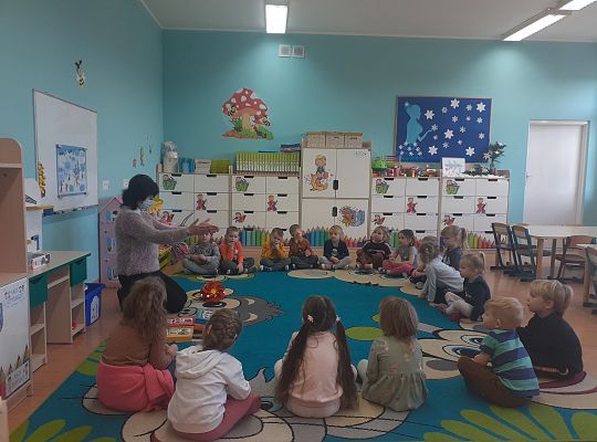 Spotkanie logopedyczne z przedszkolakami grupy 0 "e"