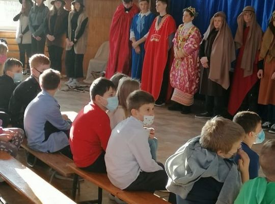 Jasełka w klasach 4 - 8