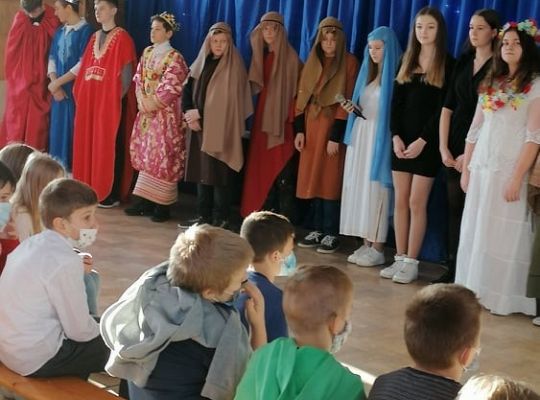 Jasełka w klasach 4 - 8