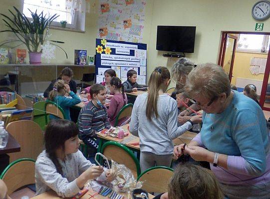 Serce z  papierowej wikliny