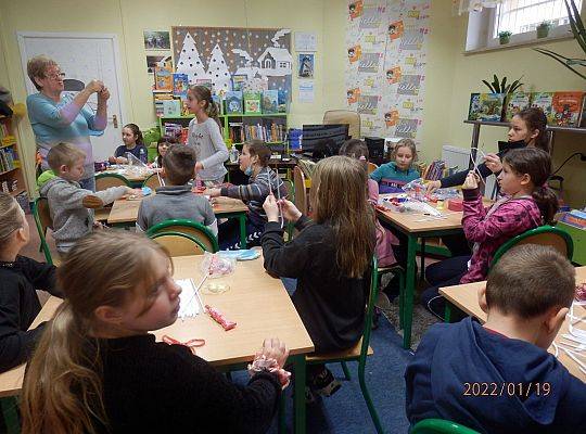 Serce z  papierowej wikliny