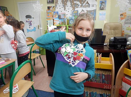 Serce z  papierowej wikliny