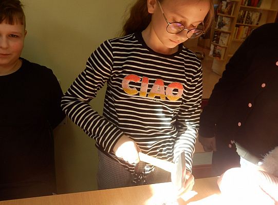 Jak  to „telefon miał kiedyś kabel?, „ a telefon komórkowy kiedyś nie był smart fonem?”.