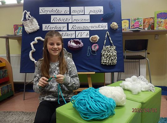 „Szydełko to moja pasja”. Warsztaty szydełkowania  przeprowadzone przez Marlenę z klasy IV b