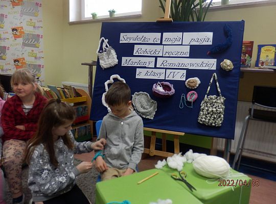 „Szydełko to moja pasja”. Warsztaty szydełkowania  przeprowadzone przez Marlenę z klasy IV b
