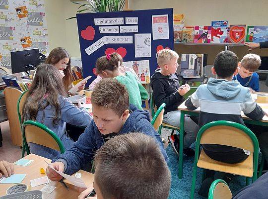 "Czytamy z SERCEM".  Ogólnopolska akcja czytelnicza