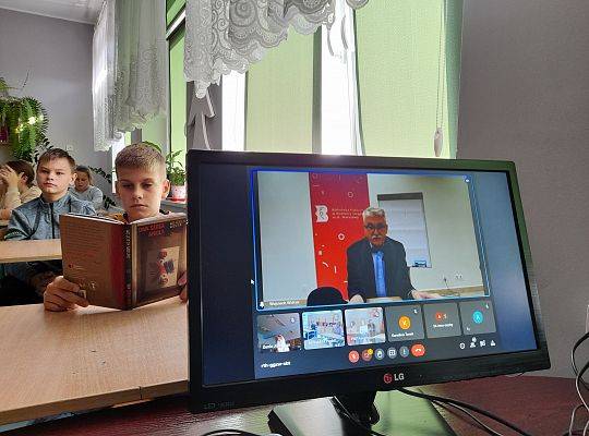 Spotkanie autorskie online z Wojciechem Widłakiem