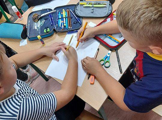 Książko - przedstaw się! Odczarowujemy czytanie!