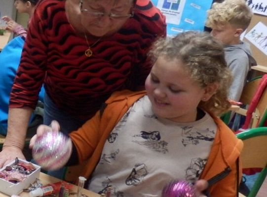 Warsztaty przedświąteczne z klasą 4 a