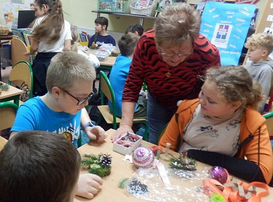 Warsztaty przedświąteczne z klasą 4 a
