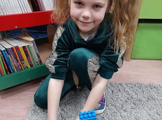 Z Fenkiem uczymy się numeru alarmowego