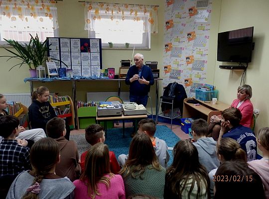 O falach radiowych słów kilka...