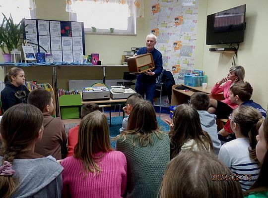 O falach radiowych słów kilka...