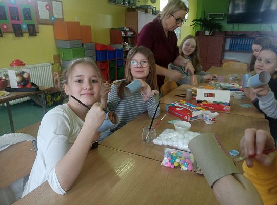 Wielkanocne zajączki skaczą po łęczyckiej szkole…