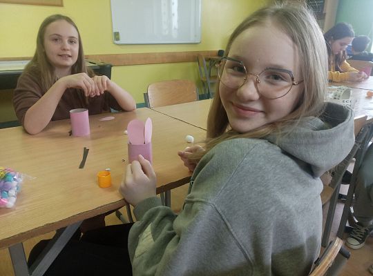 Wielkanocne zajączki skaczą po łęczyckiej szkole…