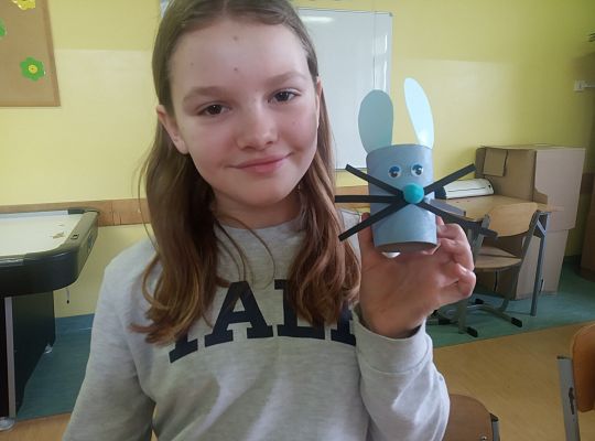 Wielkanocne zajączki skaczą po łęczyckiej szkole…