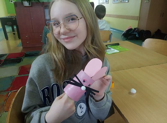 Wielkanocne zajączki skaczą po łęczyckiej szkole…